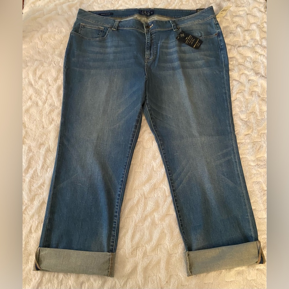 Lucky Brand Georgia Straight Jeans - Picture 3 of 11